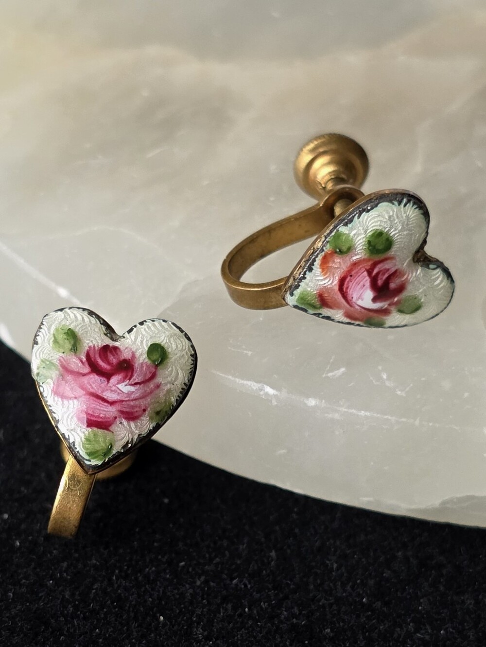 Vintage Heart Guillochรฉ Enamel Hand Painted Pink Rose Screwback Earrings